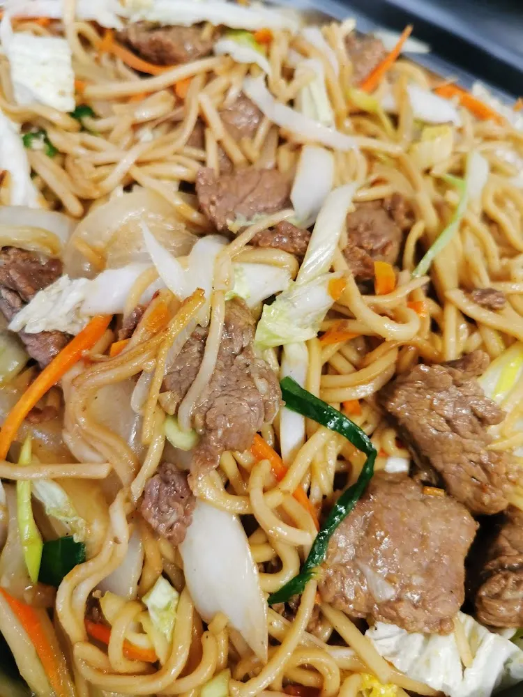 Nouille Sauté Au Bœuf